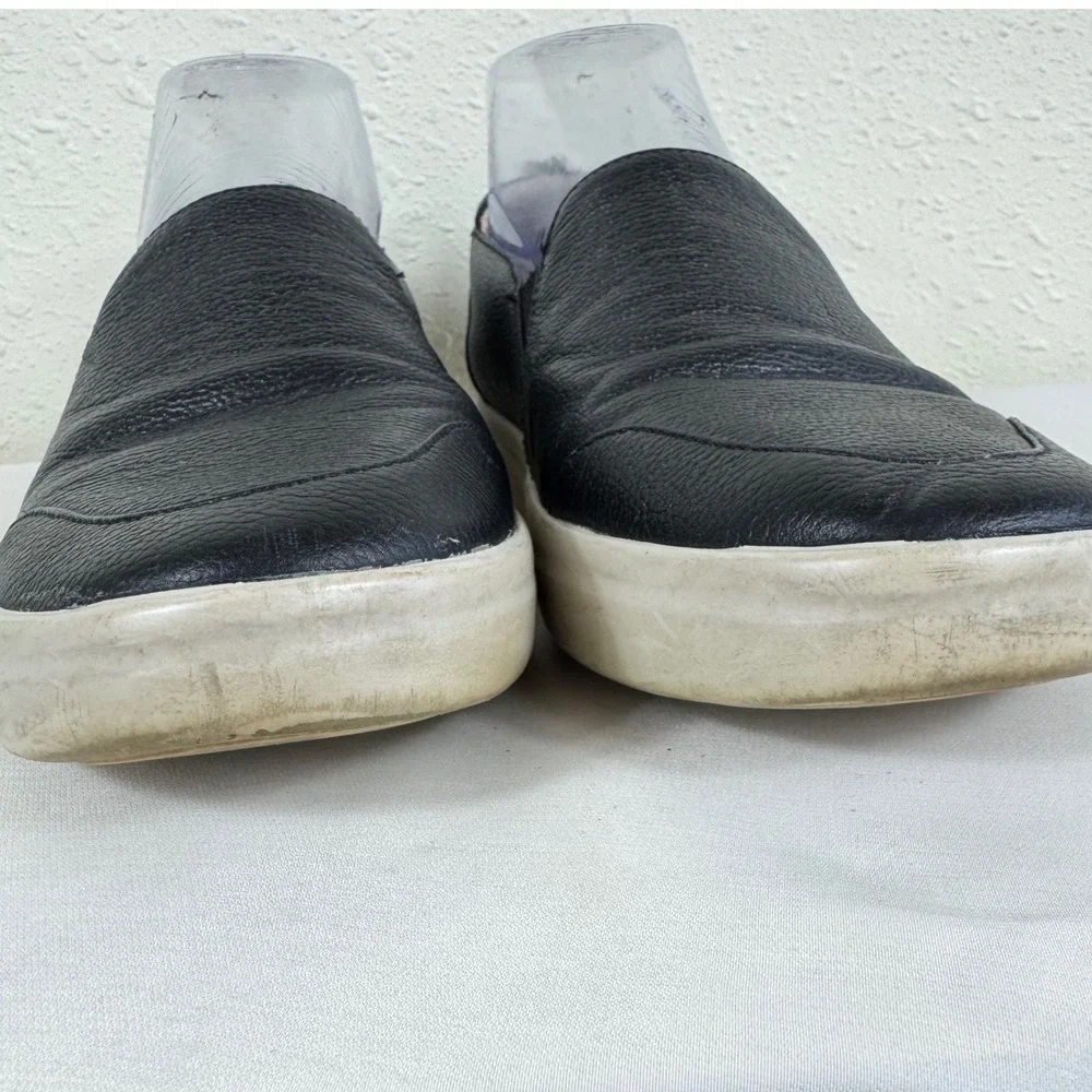 Vionic Black Pebbled‎ Leather Suede Heel Slip On Penelope Loafers Women's 7.5
